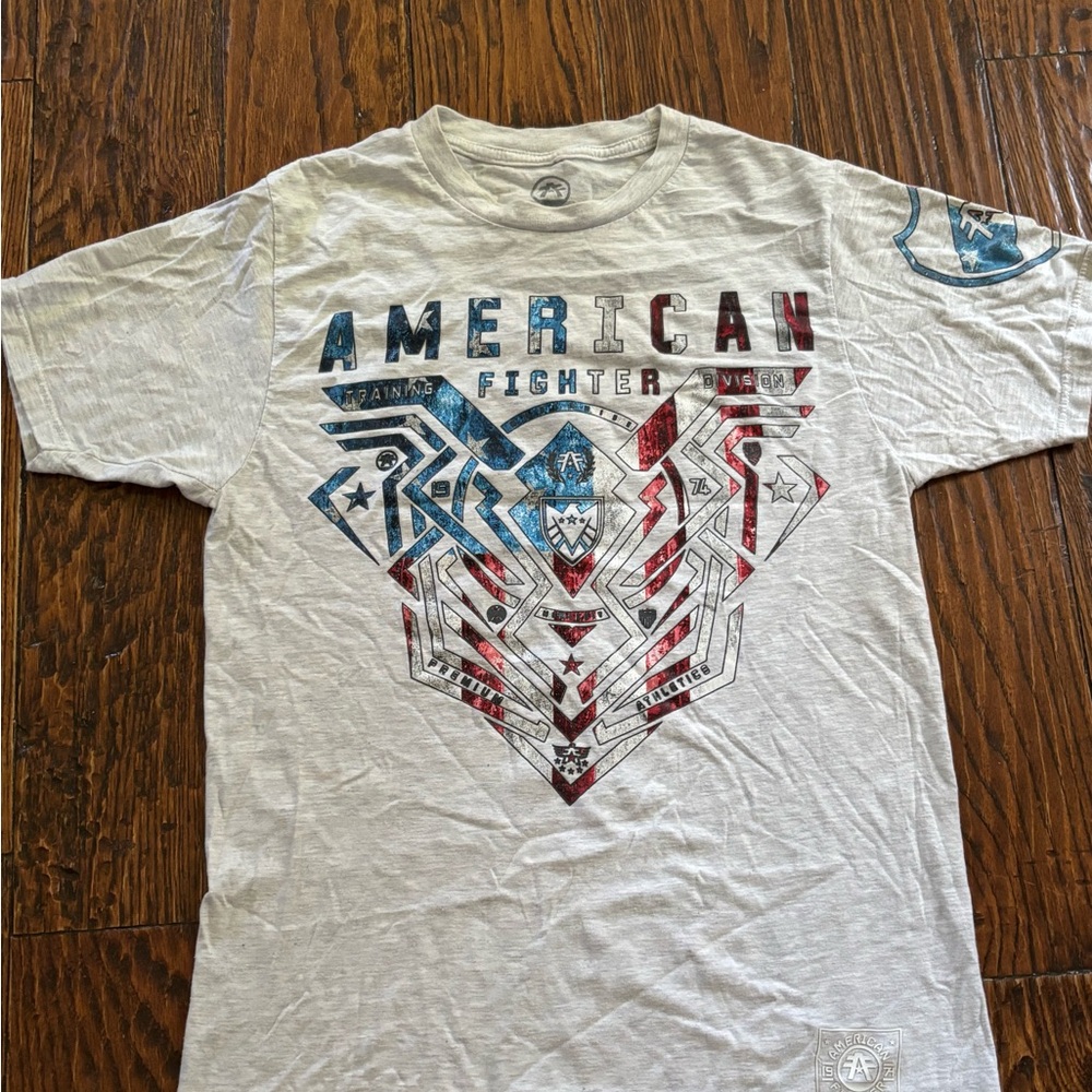 American Fighter Patriotic Men’s Short Sleeve Buckle Tee - White, blue and Red